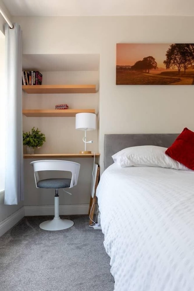 River views By Royal William Yard — 4-Star Luxury Hotel in Plymouth, United Kingdom
