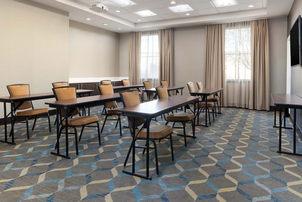 Residence Inn Youngstown Warren Niles - photo 29