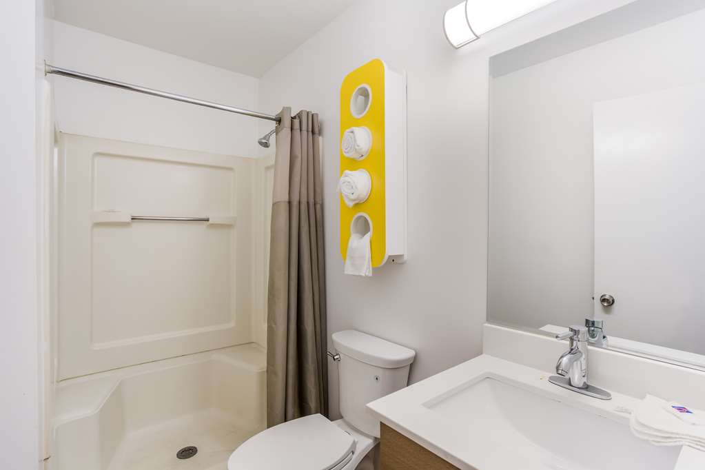 Studio 6 Extended Stay Jacksonville FL South - photo 17
