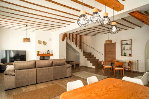 Refugio de Los Suenos — 4-Star Luxury Hotel in Valdeganga, Spain
