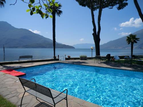 Immobillario Regina del Lago — 4-Star Luxury Hotel in Domaso, Italy