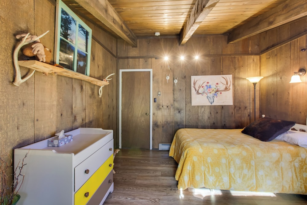 Angel Fire Cabin with Game Room about 4 Mi to Ski Resort - photo 13