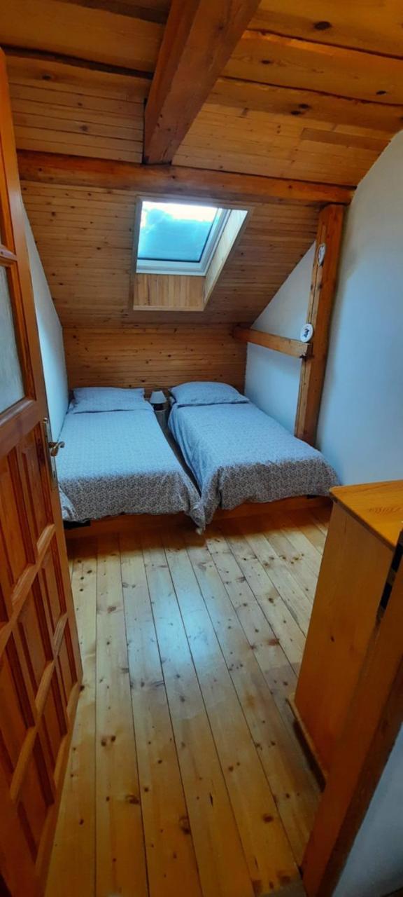Podkrovie v zeleni privat — Strba — photo 3