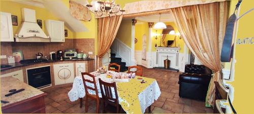 Bed And Breakfast Sopranos — 4-Star Luxury Hotel in La Spezia, Italy