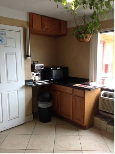 Interstate Inn Express in Tulsa, United States