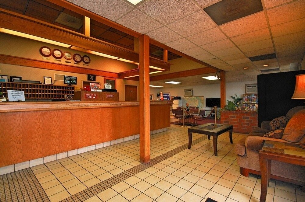 Costa Mesa Inn - carbon neutral hotel in Costa Mesa