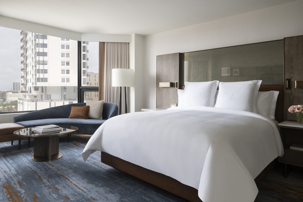 Four Seasons Hotel Houston - photo 7