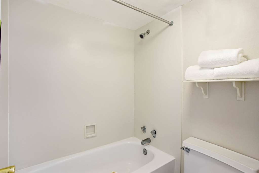 La Quinta Inn Lexington Horse Park - photo 37