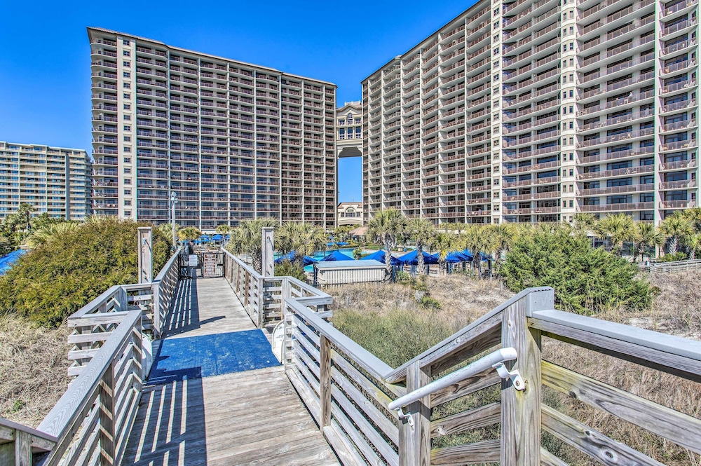 Resort Perks and Pools Townhome By Barefoot Landing - photo 23