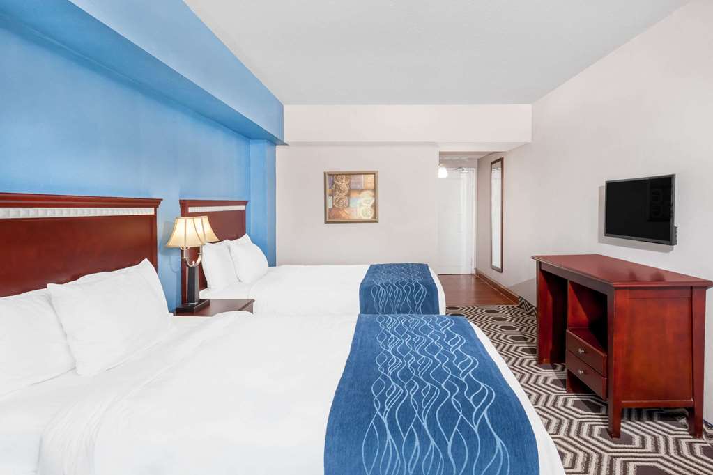 Baymont by Wyndham Delavan Near Lake Geneva - photo 10