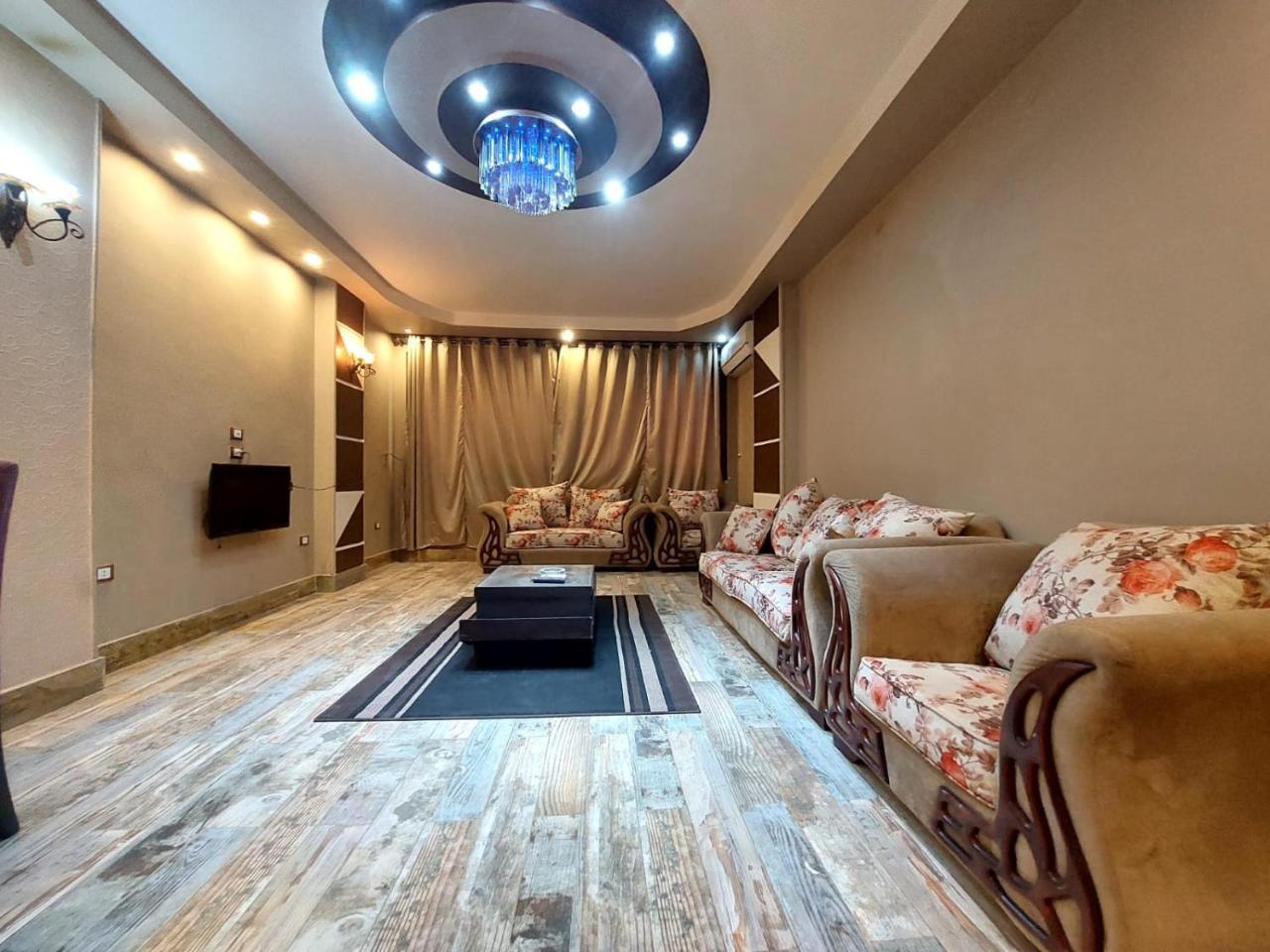 Tinchlik Plaza Hotel — hotel in Navoiy
