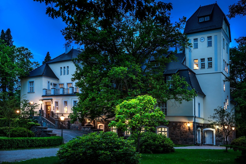 Palac Ciekocinko Hotel Resort & Wellness in Mielno, Poland