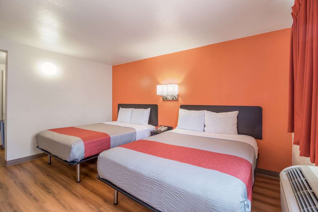 Park Inn by Radisson Fargo West Acres - photo 8