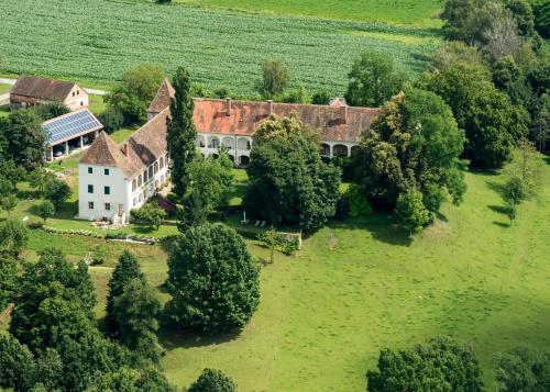 Schloss Welsdorf — Fuerstenfeld — photo 2