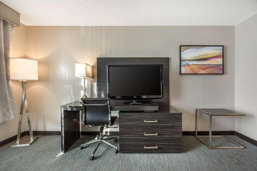Best Western Plus North Las Vegas Inn & Suites - photo 38