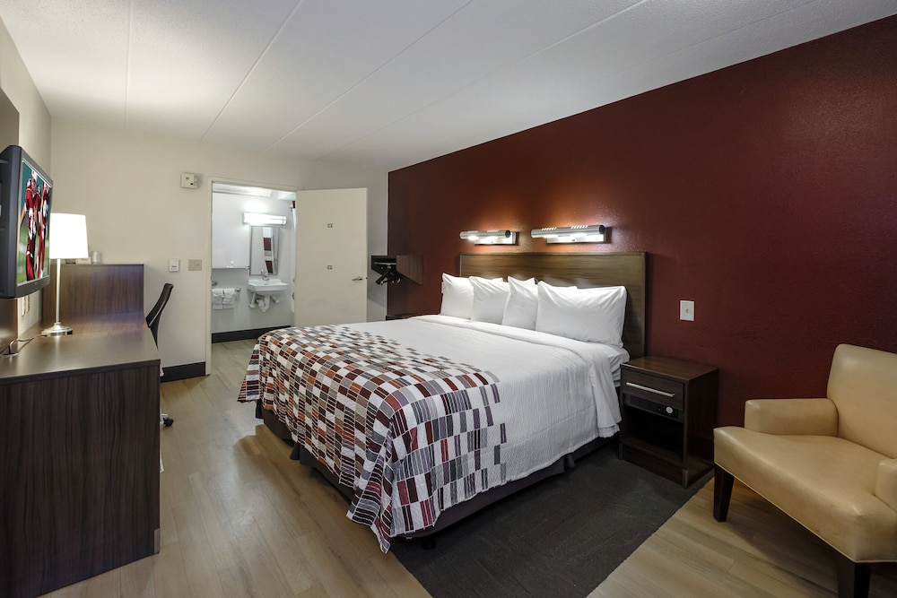 Red Roof Inn Aberdeen - photo 7