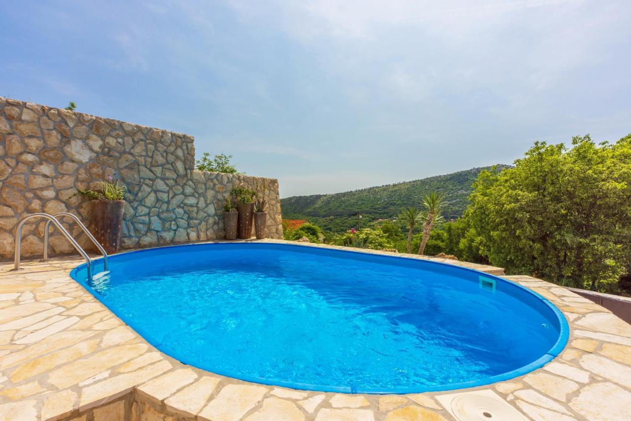 Paun — 4-Star Luxury Hotel in Bribir, Croatia