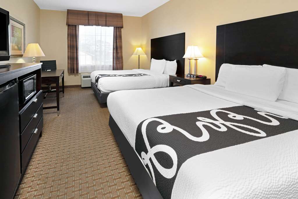 La Quinta Inn & Suites by Wyndham Morgan City - photo 13
