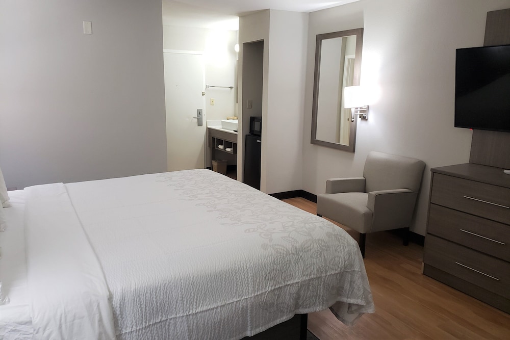 Red Roof Inn Moss Point - photo 5