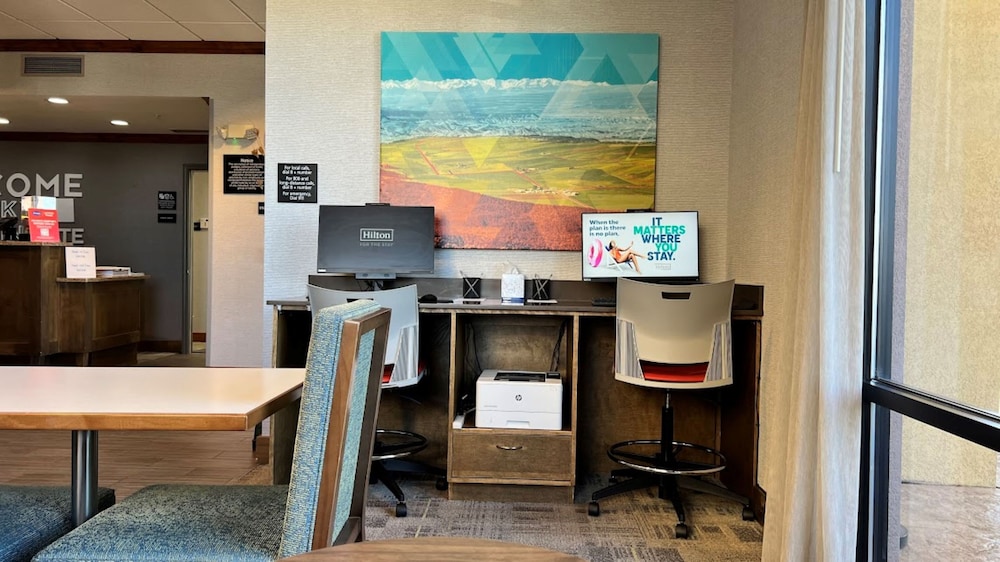 Hampton Inn Montrose - photo 56