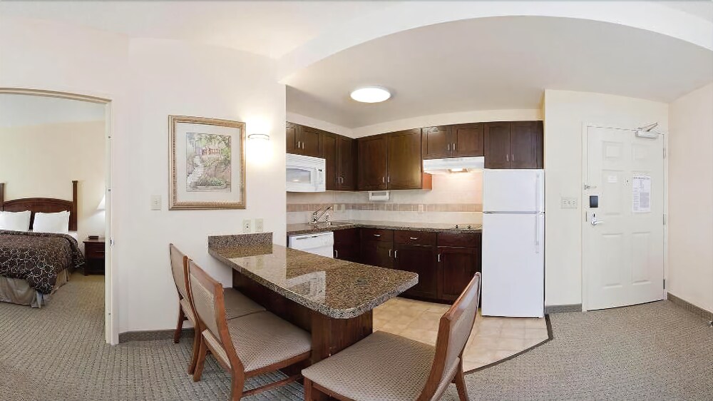 Staybridge Suites Chesapeake by IHG - photo 28