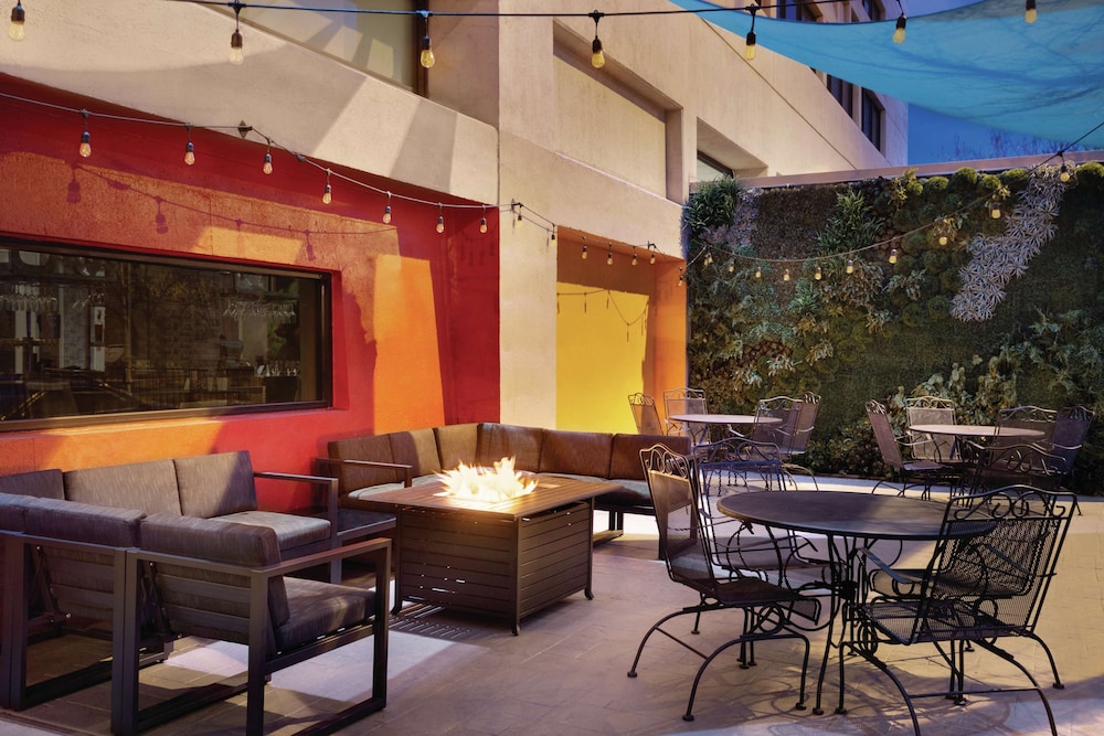 DoubleTree by Hilton Hotel Albuquerque - photo 43