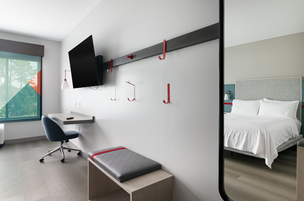 avid hotel Summerville by IHG - photo 10