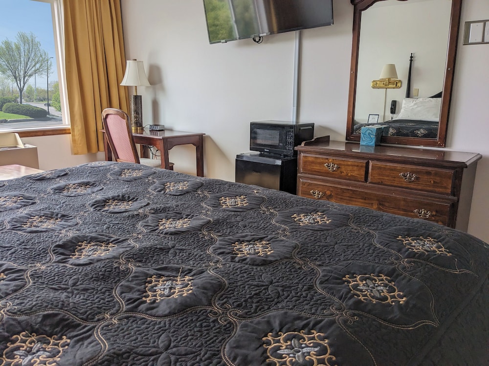 South Side Inn Burlington - photo 19