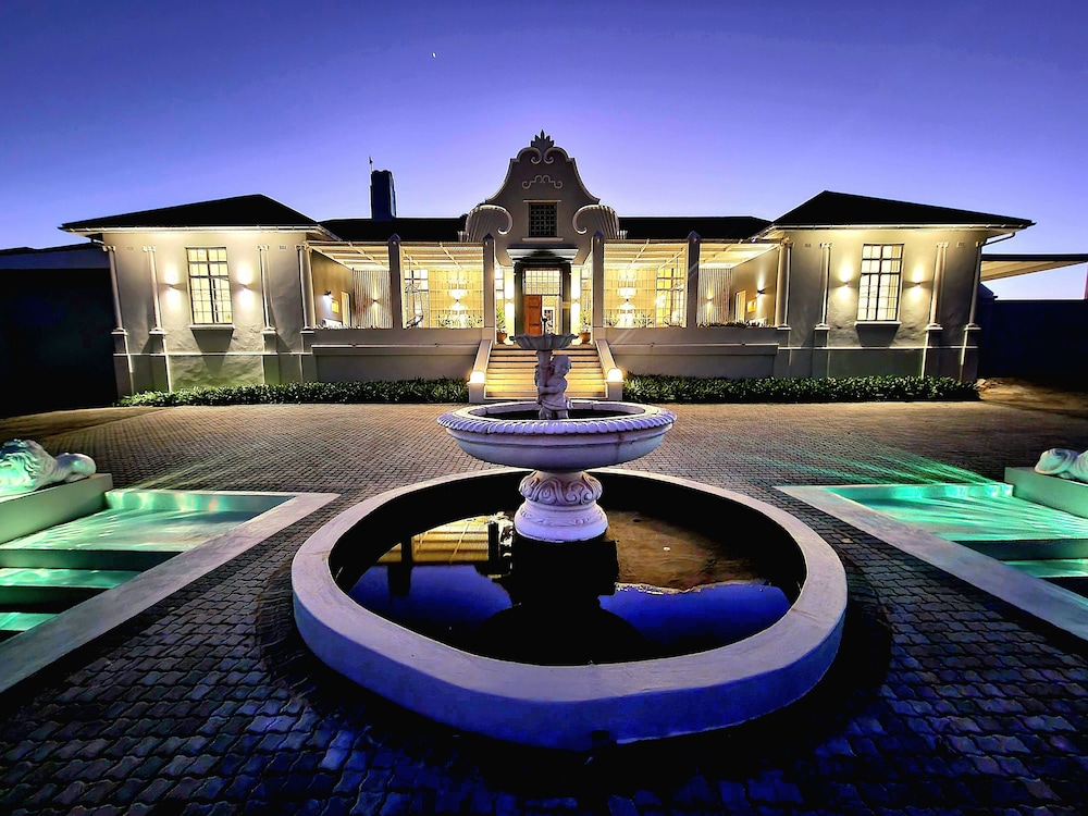 Maison PJURE Boutique Hotel & Spa in Montagu, South Africa
