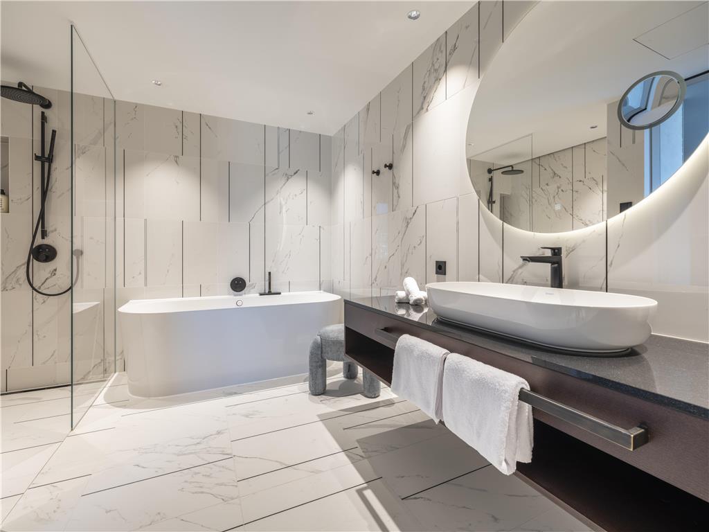 ICONS EHBB rooms Executive Corner Suite