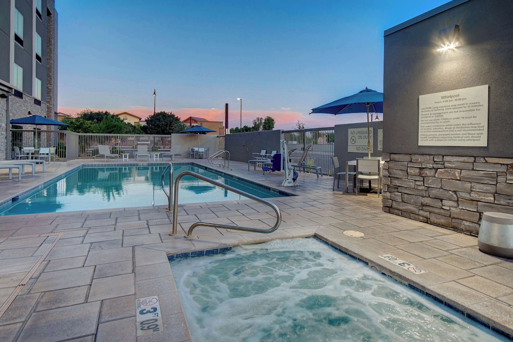 Hampton Inn by Hilton Queen Creek - photo 24