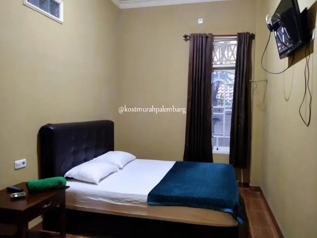 Rian Kost Hotel Penginapan Murah Pusat Kota Palembang - carbon neutral hotel in Palembang