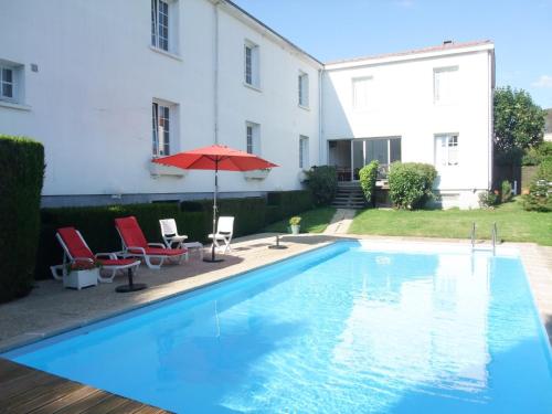 Hotel Des Biches - last minute hotel in Nuaille