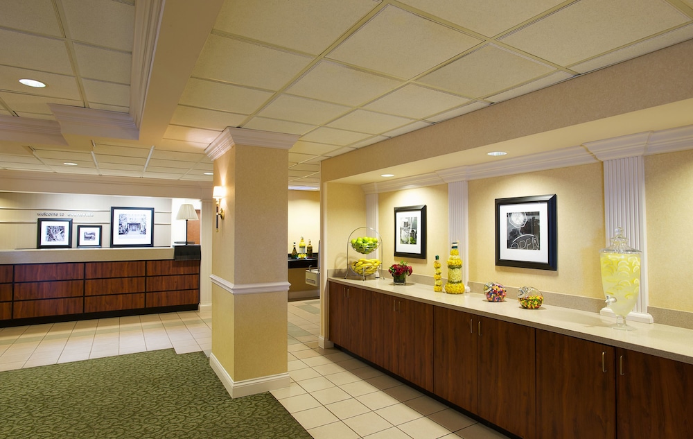 Hampton Inn Evansville - photo 4
