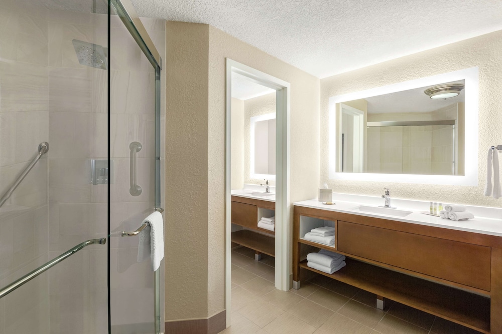 DoubleTree by Hilton Hotel Orlando Downtown - photo 55