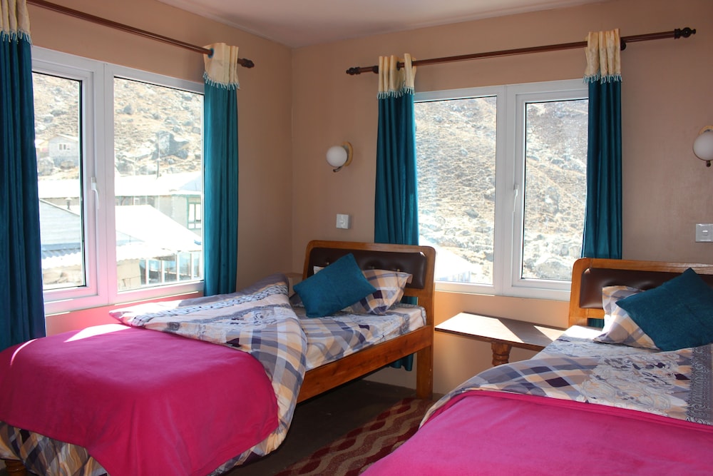 Thanka Inn Gokyo — Namche Bazar — photo 4