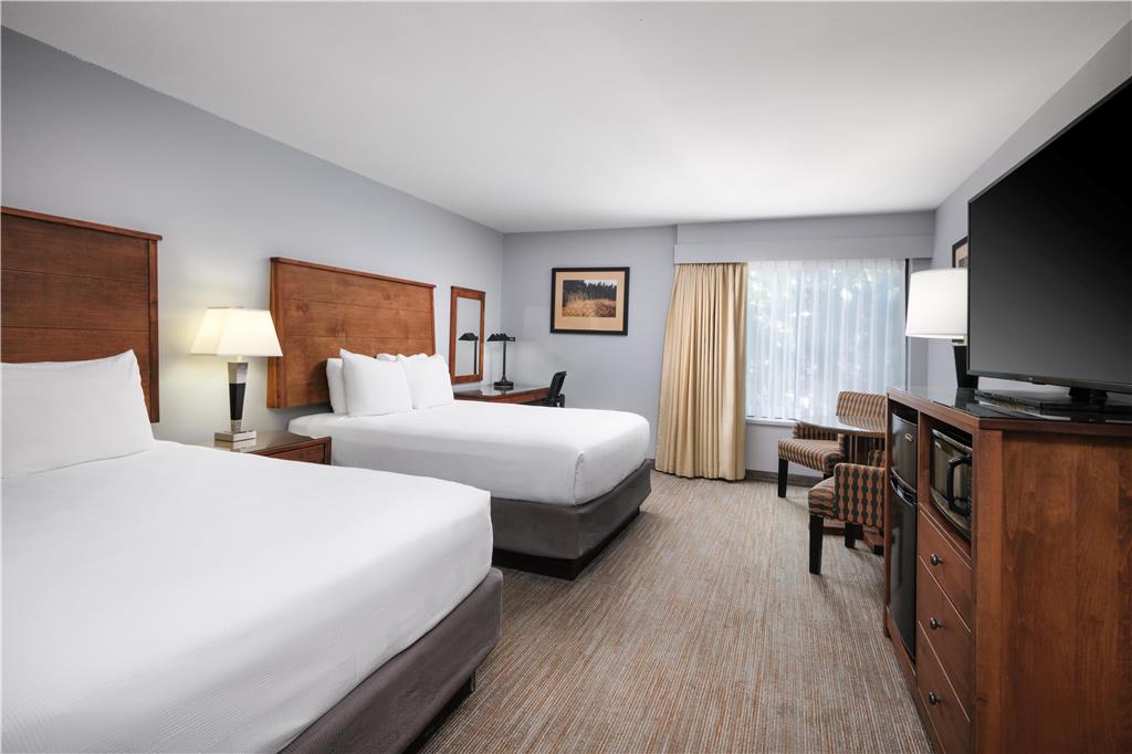 Best Western Plus Hood River Inn - photo 80