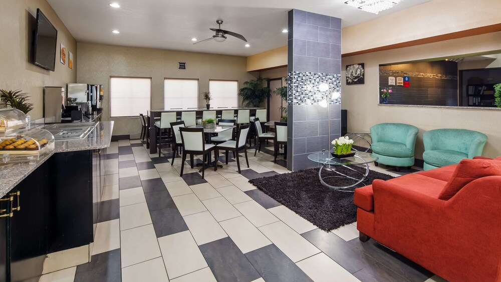 SureStay Plus Hotel by Best Western Blue Springs - photo 6