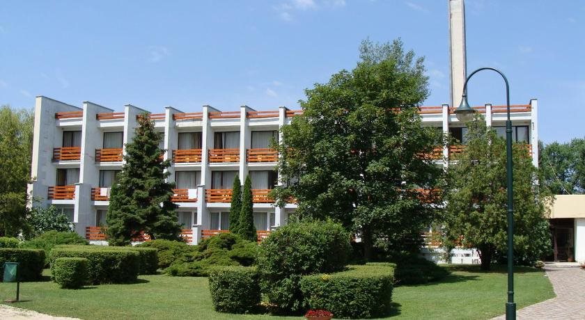 Nereus Park Hotel in Balatonalmadi, Hungary