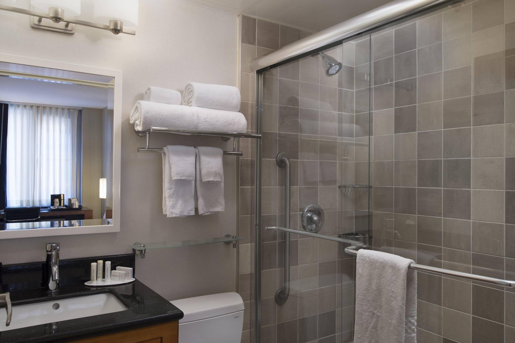 Fairfield Inn by Marriott New York Manhattan Fifth Avenue - photo 16