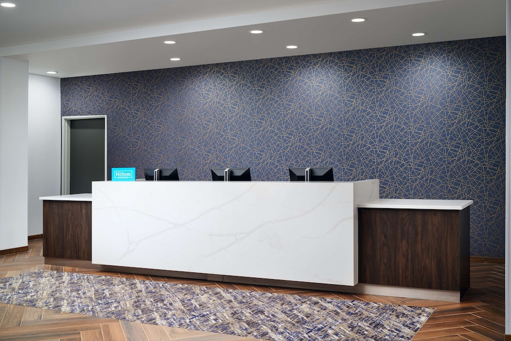 Hampton Inn by Hilton Towson - photo 6