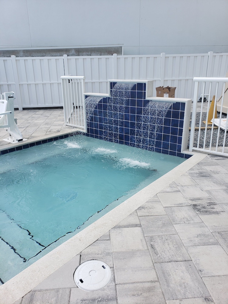 The Maverick Resort - photo 32