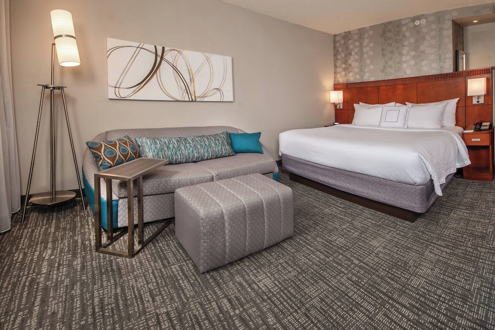 Courtyard by Marriott Dunn Loring Fairfax - photo 8