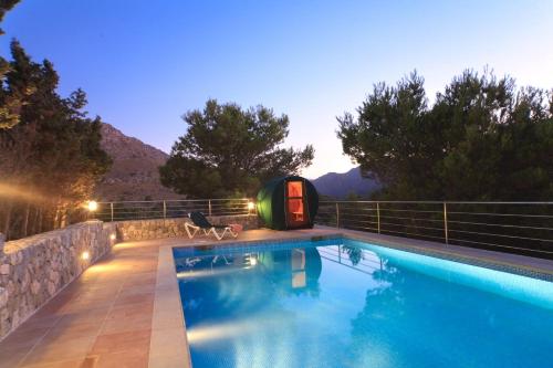 Beach Villa Cala Carbo by Sealand Villas — 4-Star Luxury Hotel in Pollenca, Spain