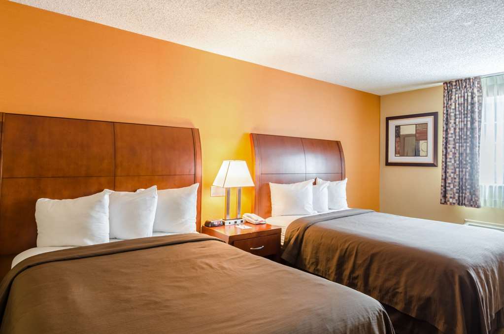 Quality Inn Chicopee Springfield - photo 9