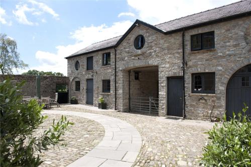 The Stable Loft Llwynhelig Manor — 4-Star Luxury Hotel in Llandeilo, United Kingdom
