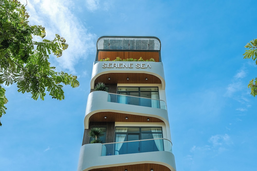 Serene Sea Hotel Danang Free Laundry Service
