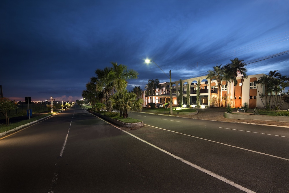 Reisper Palace Hotel in Catanduva, Brasil