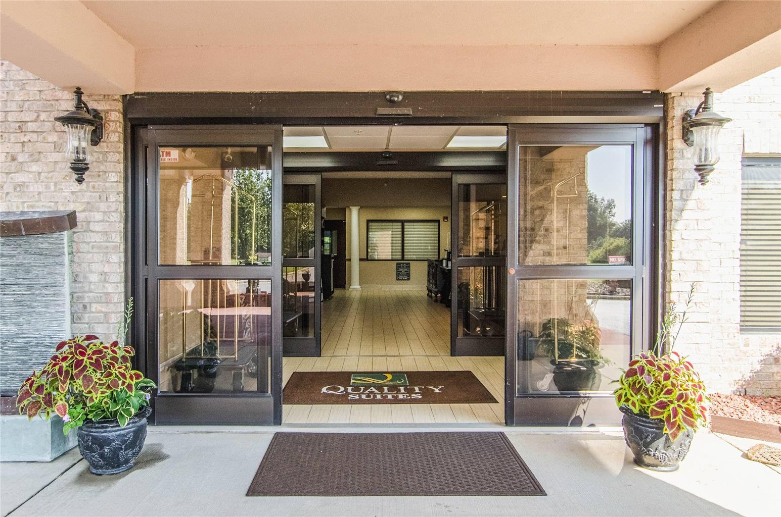 Quality Suites Graham Burlington South - photo 4