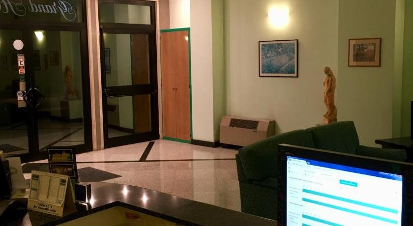 Grand Hotel Vittoria in Vittoria, Italy